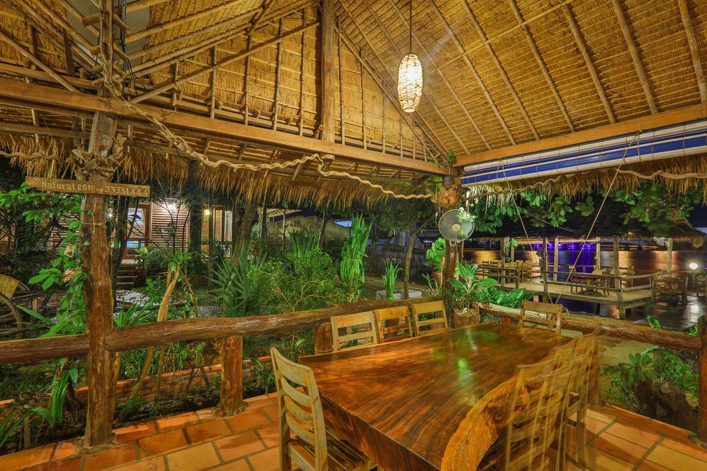 Natural Bungalows Restaurant And Bar Kampot Kültér fotó